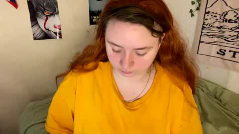 Snapshot of lily_shamy chatting on 12.09.24 Alice online show from 12.09.24