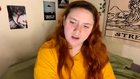 Snapshot of lily_shamy chatting on 12.10.24 Alice online show from 12.10.24