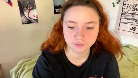 Snapshot of lily_shamy chatting on 12.11.24 Alice online show from 12.11.24