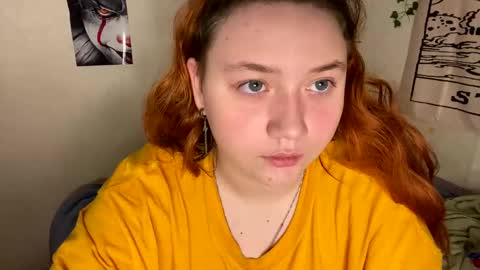 Snapshot of lily_shamy chatting on 12.16.24 Alice online show from 12.16.24