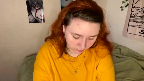 Snapshot of lily_shamy chatting on 12.17.24 Alice online show from 12.17.24