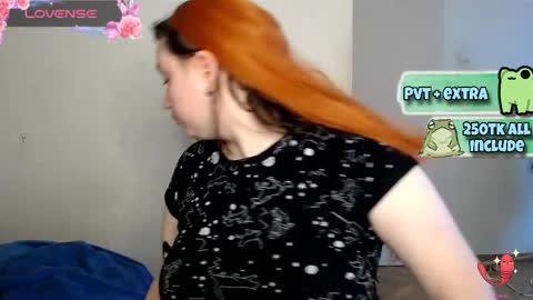 Snapshot of lily_shamy chatting on 03.01.25 Alice online show from 03.01.25