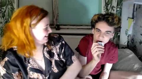 Snapshot of lily_shamy chatting on 10.23.25 Alice online show from 10.23.25