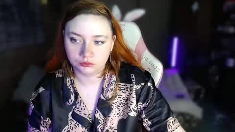 Snapshot of lily_shamy chatting on 11.12.25 Alice online show from 11.12.25