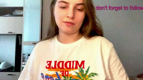 Snapshot of lily_smily chatting on 12.14.24 Lily online show from 12.14.24