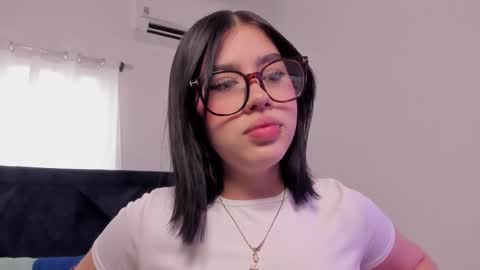 LilyWoodz online show from 01.31.26