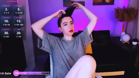 Snapshot of lily_xbaby chatting on 06.28.26 LILY online show from 06.28.26