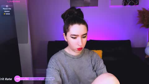 Snapshot of lily_xbaby chatting on 07.10.26 LILY online show from 07.10.26