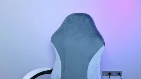 lilydavisss online show from 06.11.26