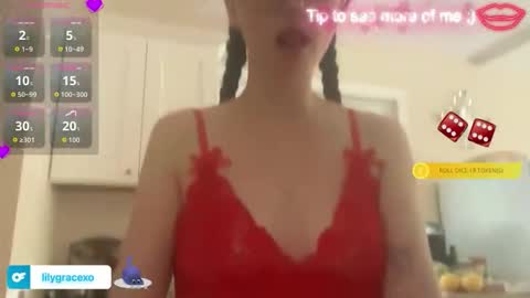 Snapshot of lilygracexoxo chatting on 05.07.26 Lily Grace online show from 05.07.26