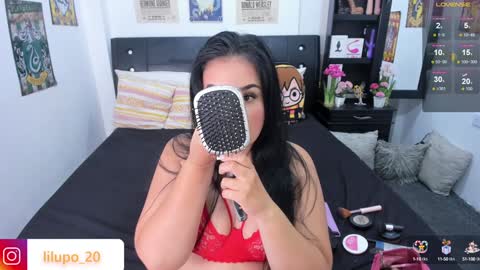 Snapshot of lilylunapotter chatting on 01.11.25 lily luna potter online show from 01.11.25