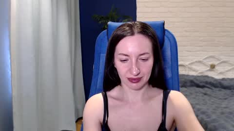 Lily online show from 04.10.26