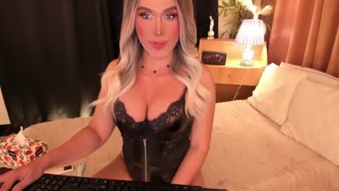 IM YOUR TRUE GODESS Lilymonstercock online show from 06.15.26
