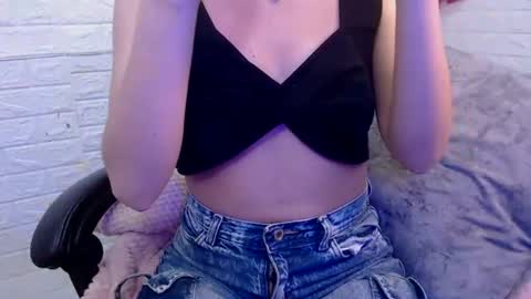 Lilyn online show from 07.24.26