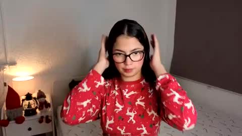 LillyPanda online show from 11.30.25