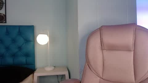 lilyred_ online show from 07.11.26