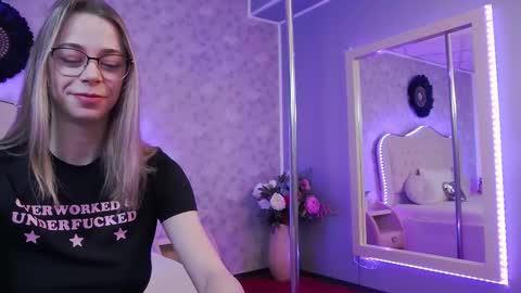      online show from 03.03.25