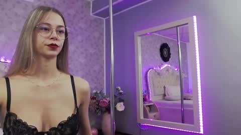      online show from 09.11.25