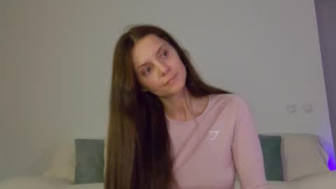 Snapshot of lilyroselyn chatting on 10.10.25 Lily online show from 10.10.25