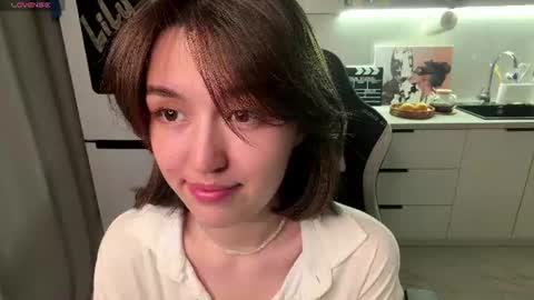 Lily online show from 06.18.26