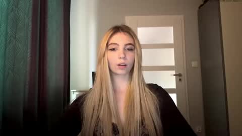 Lily online show from 05.19.26