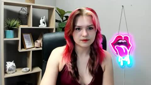 Snapshot of lilysweetxo chatting on 06.15.26 Lily online show from 06.15.26