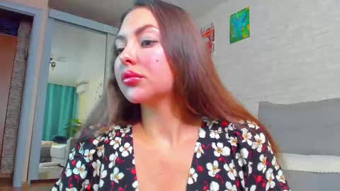 lilyt_007 online show from 10.04.25