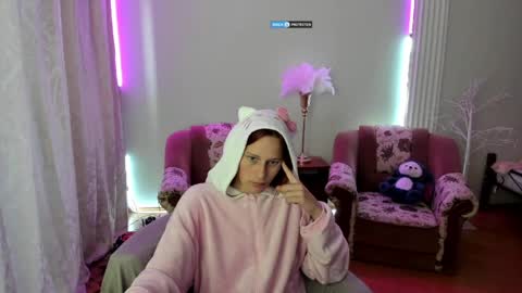 Hi Im Lily online show from 04.10.26