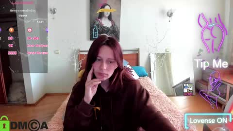 Hi Im Lily online show from 04.28.26