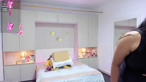 lilywhitee1 online show from 04.21.26