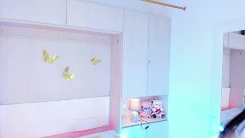 lilywhitee1 online show from 04.25.26