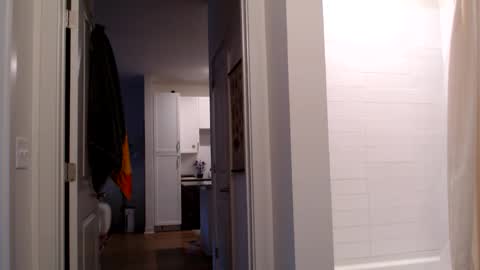 Snapshot of lilyyymonroee chatting on 10.17.25 Lily Monroe online show from 10.17.25