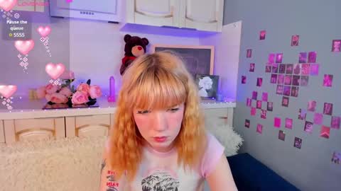 Snapshot of lina_blueeyed chatting on 03.06.25 Lina blueeyed GMT3 1100-1700 Mon Wed Thu Sat Sun online show from 03.06.25