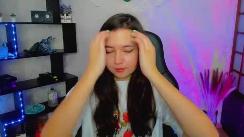 Lina online show from 12.28.24