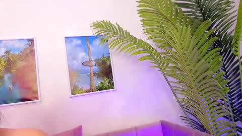 Lina online show from 02.28.25