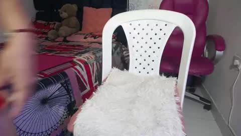 Snapshot of lina_clark_ chatting on 09.23.25 lina_clark_ online show from 09.23.25