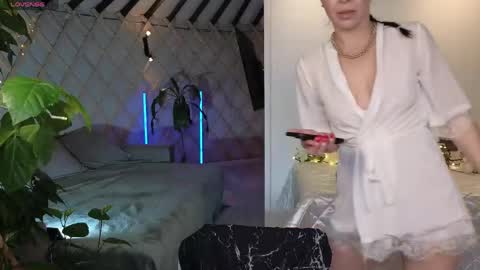 lina_flore online show from 06.07.26