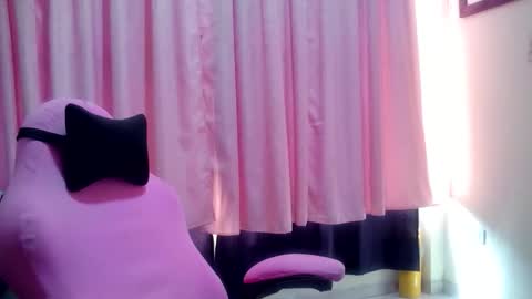 Lina Mara99 online show from 06.04.26