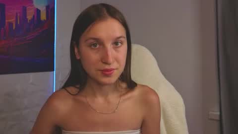 Snapshot of lina_massey chatting on 06.20.26 lina_massey online show from 06.20.26