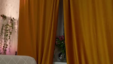 Lina -  online show from 02.10.25