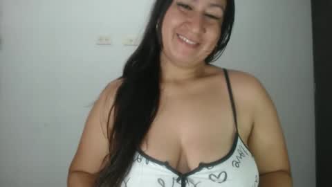 Snapshot of lina_playful chatting on 03.29.26 iiisabella online show from 03.29.26