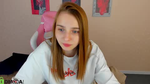 Snapshot of lina_reeds chatting on 12.02.25 LINA online show from 12.02.25