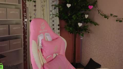 Snapshot of lina_reeds chatting on 02.28.26 LINA online show from 02.28.26