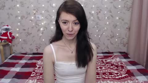 Snapshot of lina_rouge_ chatting on 12.28.24 Lina Rouge online show from 12.28.24