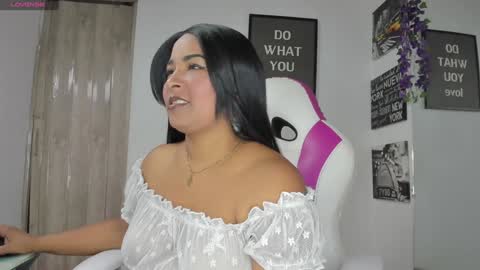 LINA SANCHEZ online show from 01.31.25