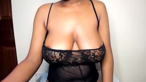 lina sexy58 online show from 03.17.26