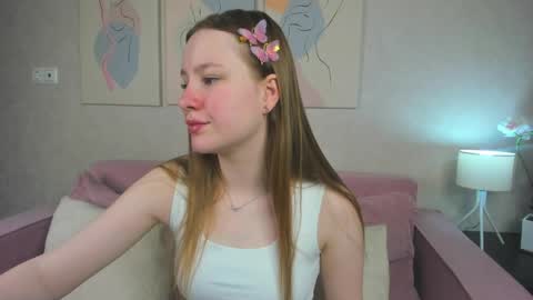 Lina online show from 05.04.26