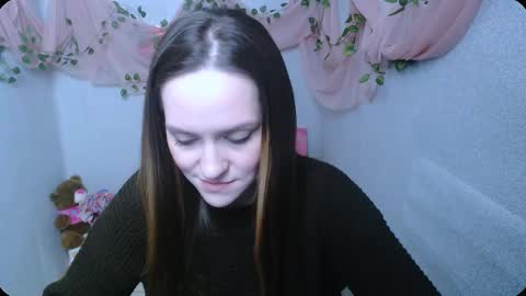 Lina online show from 12.16.24