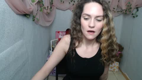 Lina online show from 01.03.25