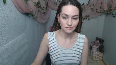 Lina online show from 01.16.25